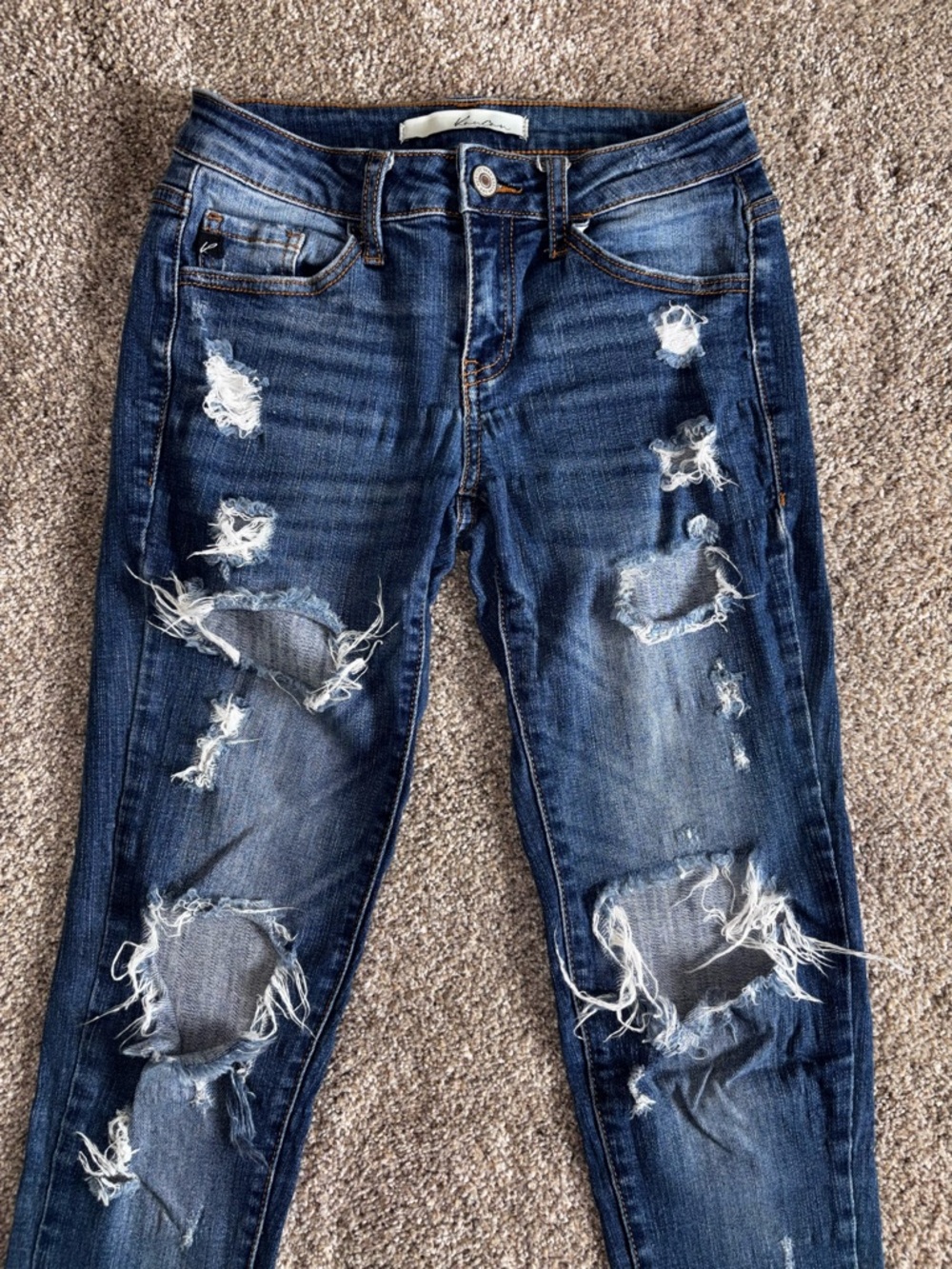 KanCan Distressed Jeans